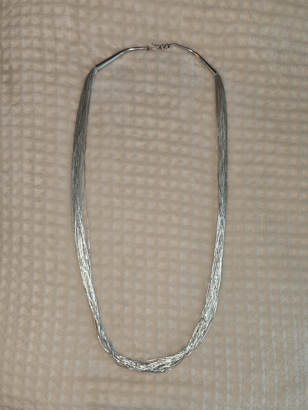 Vintage Native American Sterling Liquid Silver 30 Strand Necklace